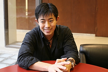 田瀬和夫 Kazuo Tase